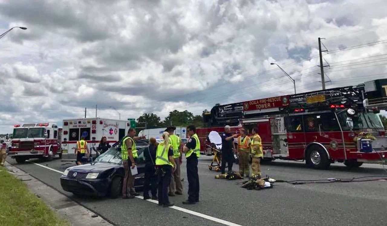 Accident Claiming Two Lives Shuts Down Northbound Lanes Of I-75 In ...