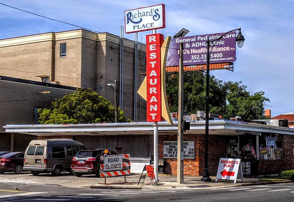 Richard's Place Restaurant in Ocala, Florida