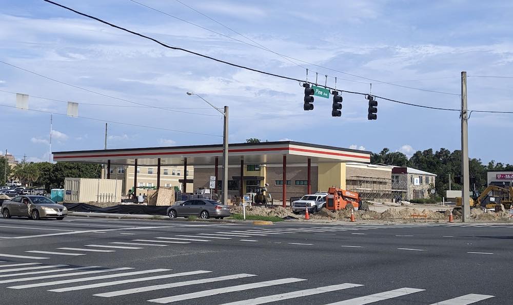 Construction of Race Trac at Pine Avenue S.R. 40