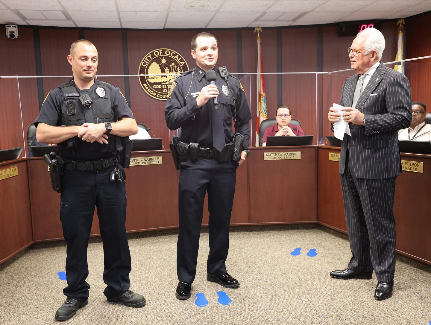 Ocala City Council recognizes officers' lifesaving efforts in house