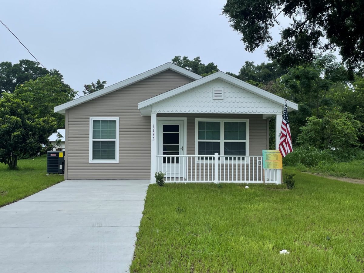 Shirley receives this home from Habitat for Humanity of Marion County