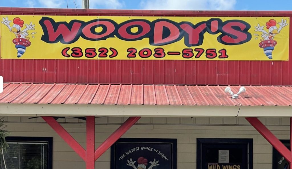 woodys wings englewood