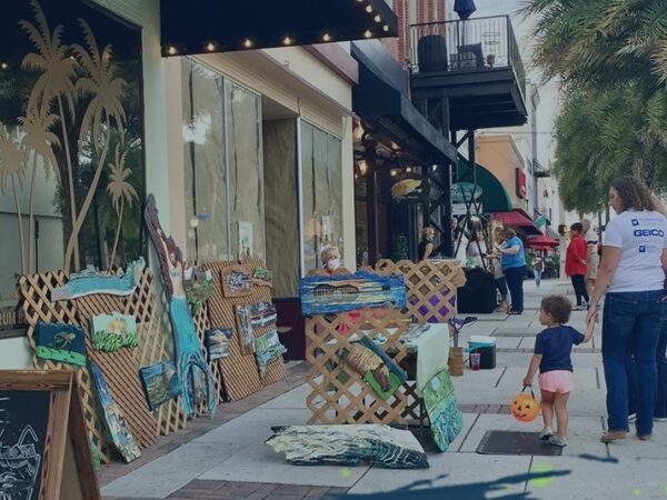 Friday Art Walk returns to downtown this week