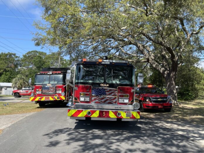 Ocala firefighters extinguish garage fire - Ocala-News.com