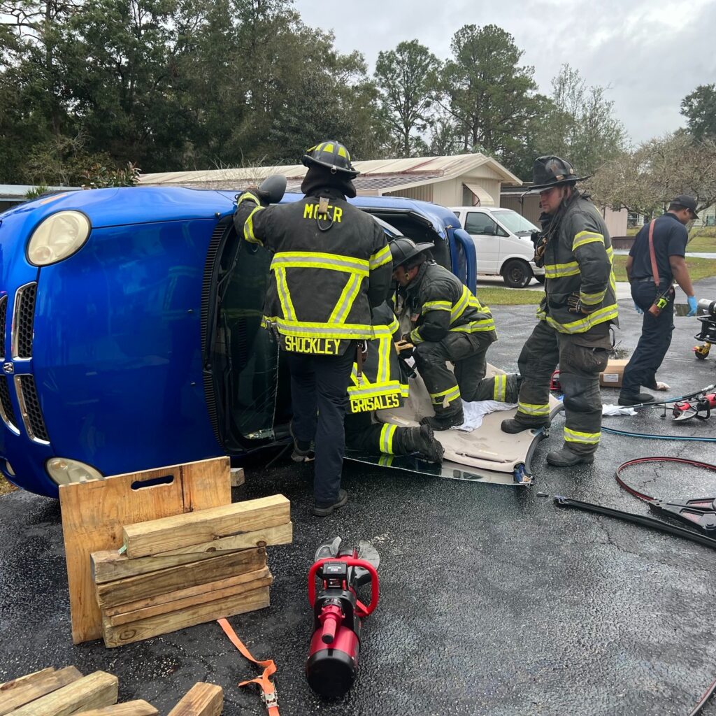 Rollover Crash In Belleview Sends Driver To Hospital - Ocala-News.com