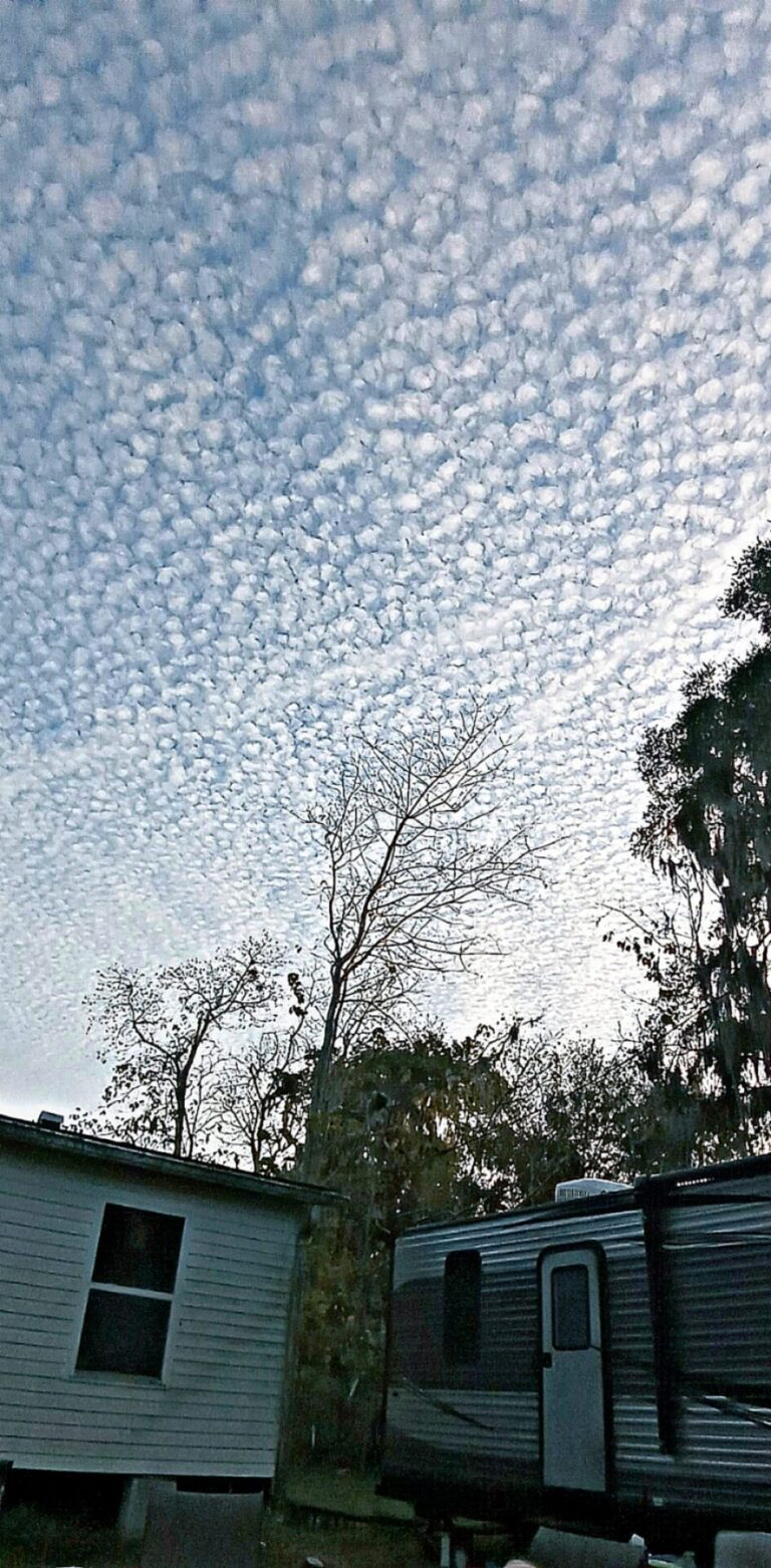 Amazing cloud coverage over Orange Lake