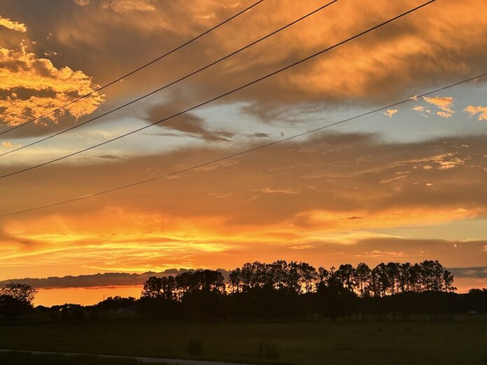 Beautiful sunset across Ocala National Golf Course at Golden Hills ...