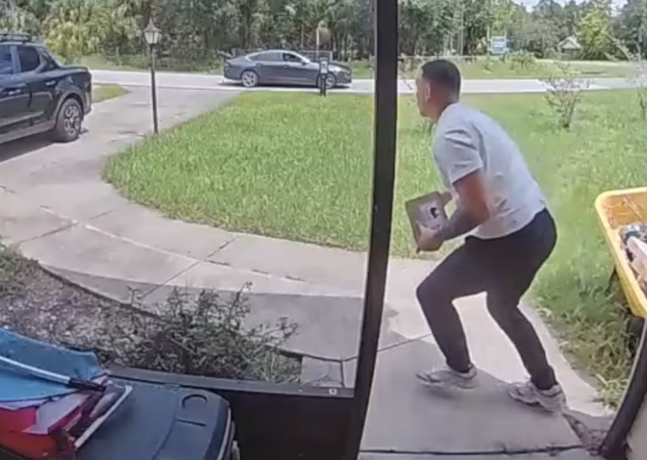 VIDEO: Home thief shadows FedEx delivery truck and steals package with 4 new cell phones from Ocala doorstep