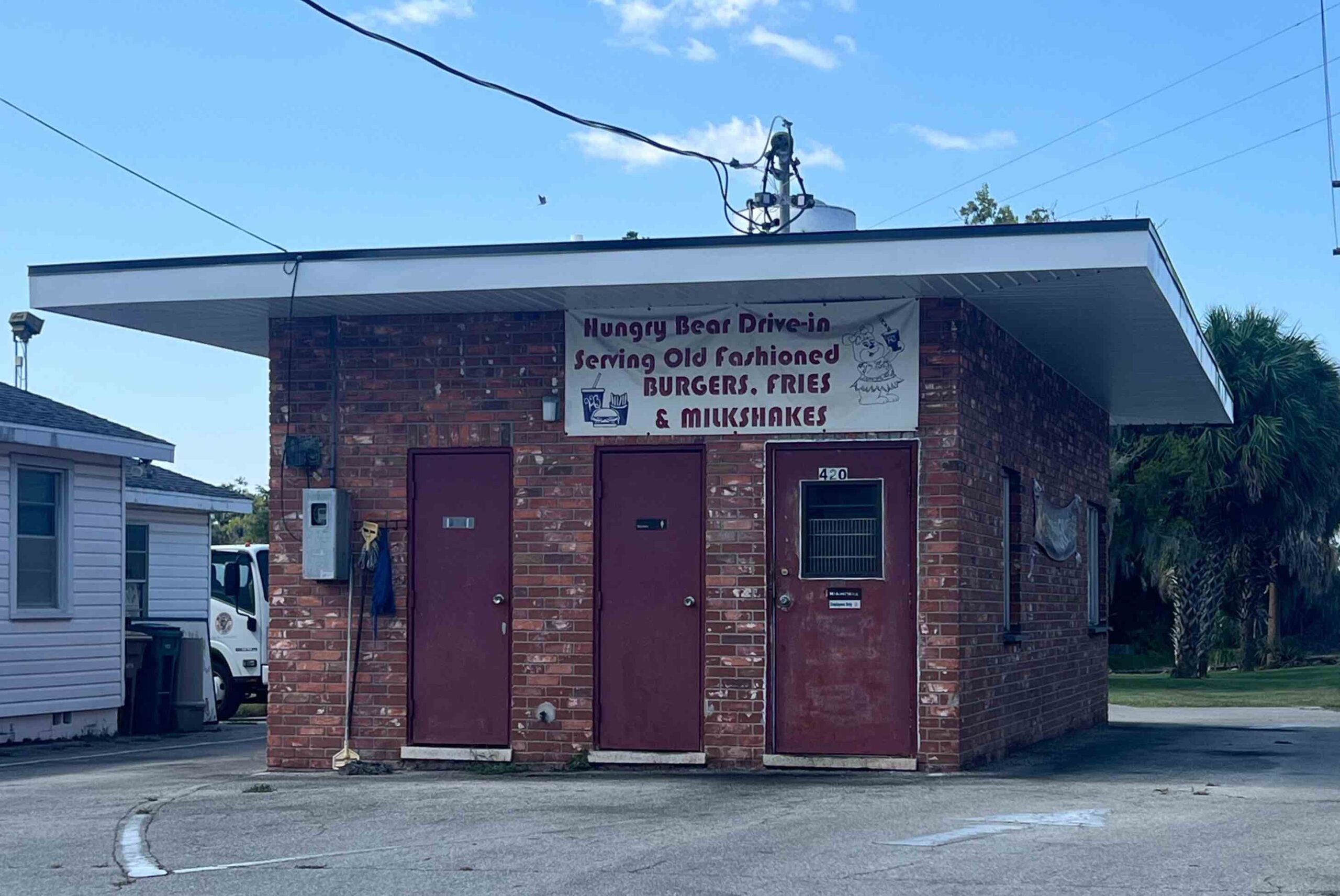 Hungry Bear Drive-In, 420 SE Osceola Avenue, Ocala. (Ocala-News.com Staff Photo; August 2024)