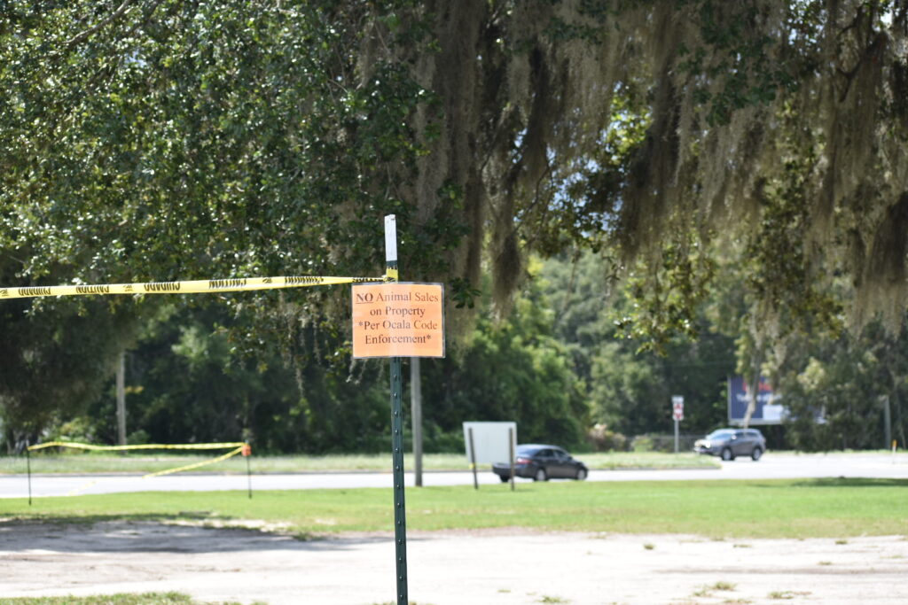 Sign prohibiting livestock sales outside of Rural King in ocala