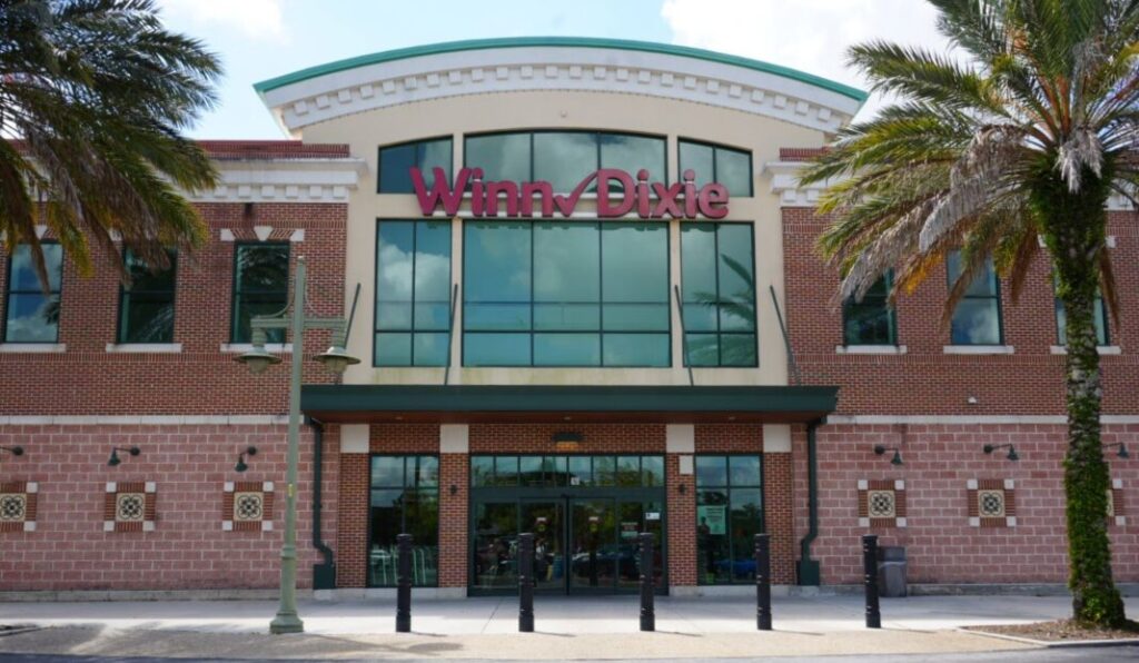 Winn-Dixie at Lake Sumter Landing in The Villages Florida on August 28 2024 2 1068x622