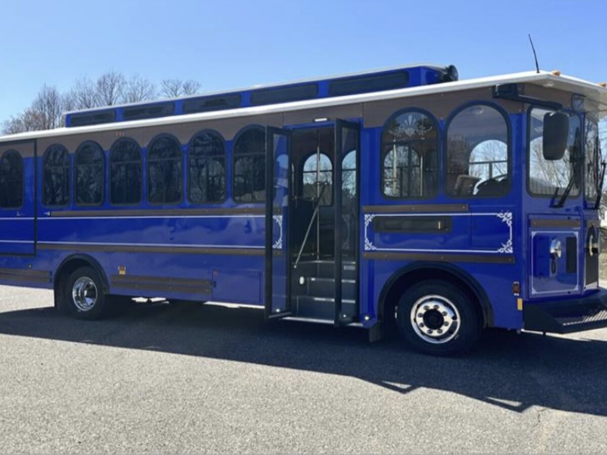 Electric trolley bus approved for downtown Ocala