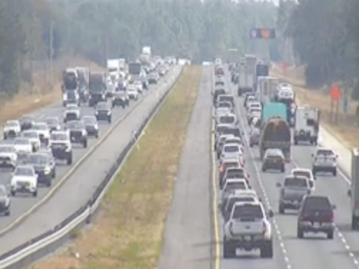 Heavy traffic on I-75 in Marion County as shoppers enjoy Black Friday