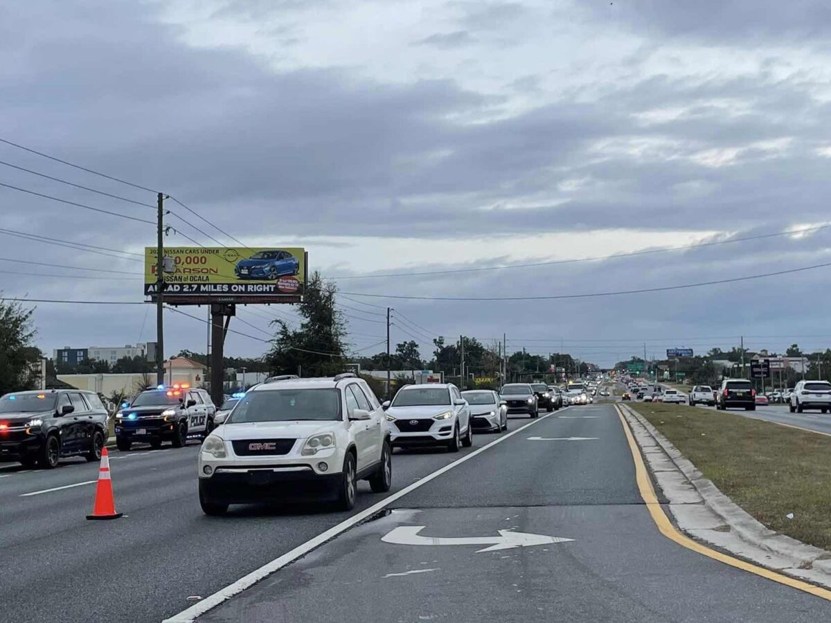 Heavy traffic on SW College Rd as police investigate early morning accident