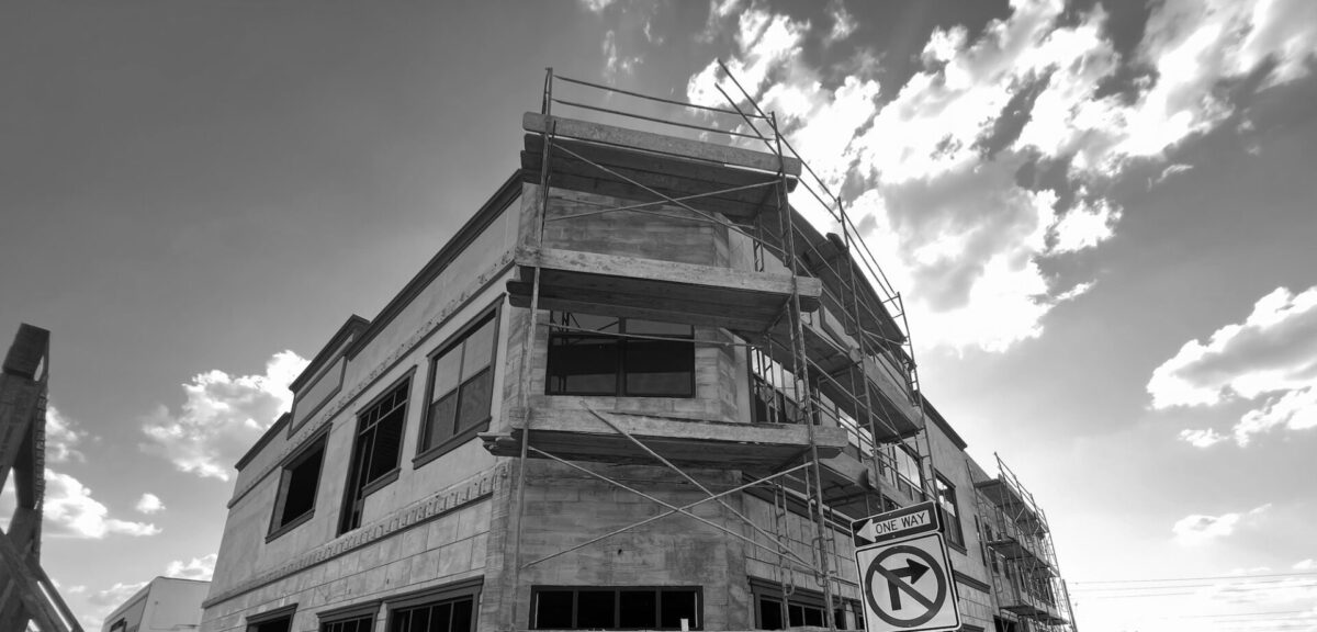 Building under construction in downtown Ocala in 2021