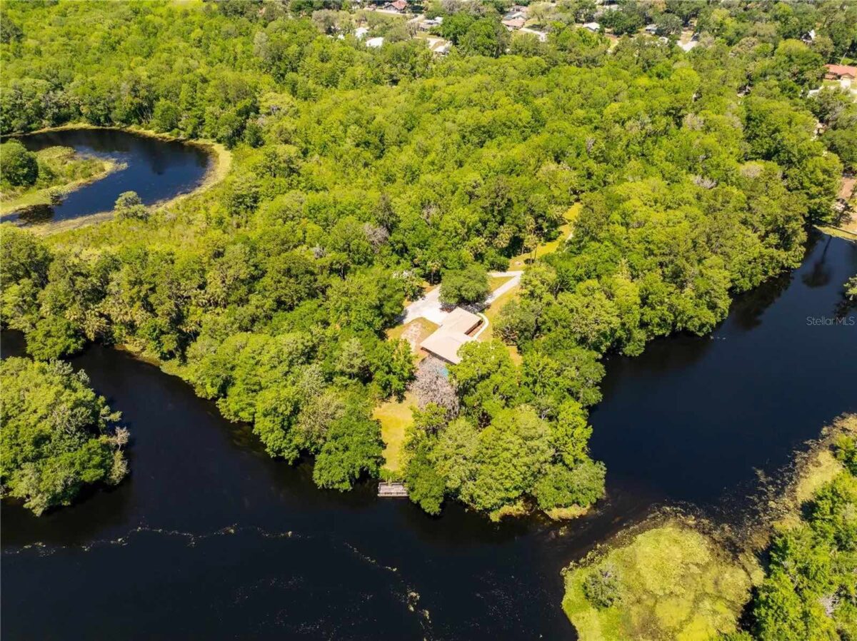 This property on the Withlacoochee River was sold for $1.1 million on December 19.