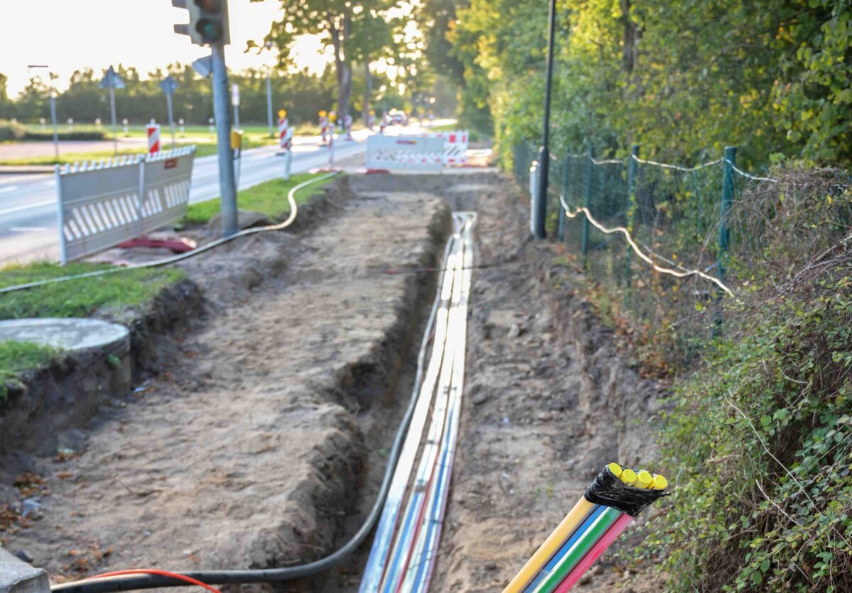 Underground conduit installation for fiber optic network