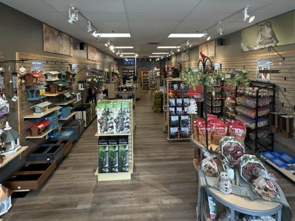 New bird supply shop now open in southwest Ocala